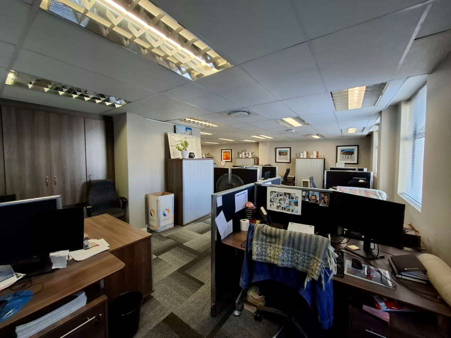 To Let commercial Property for Rent in Rondebosch Western Cape